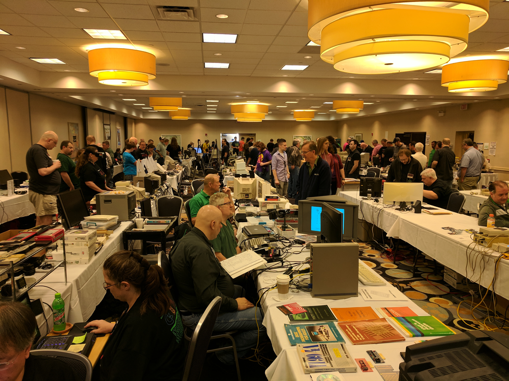 VCFMW 2017 crowd 2
