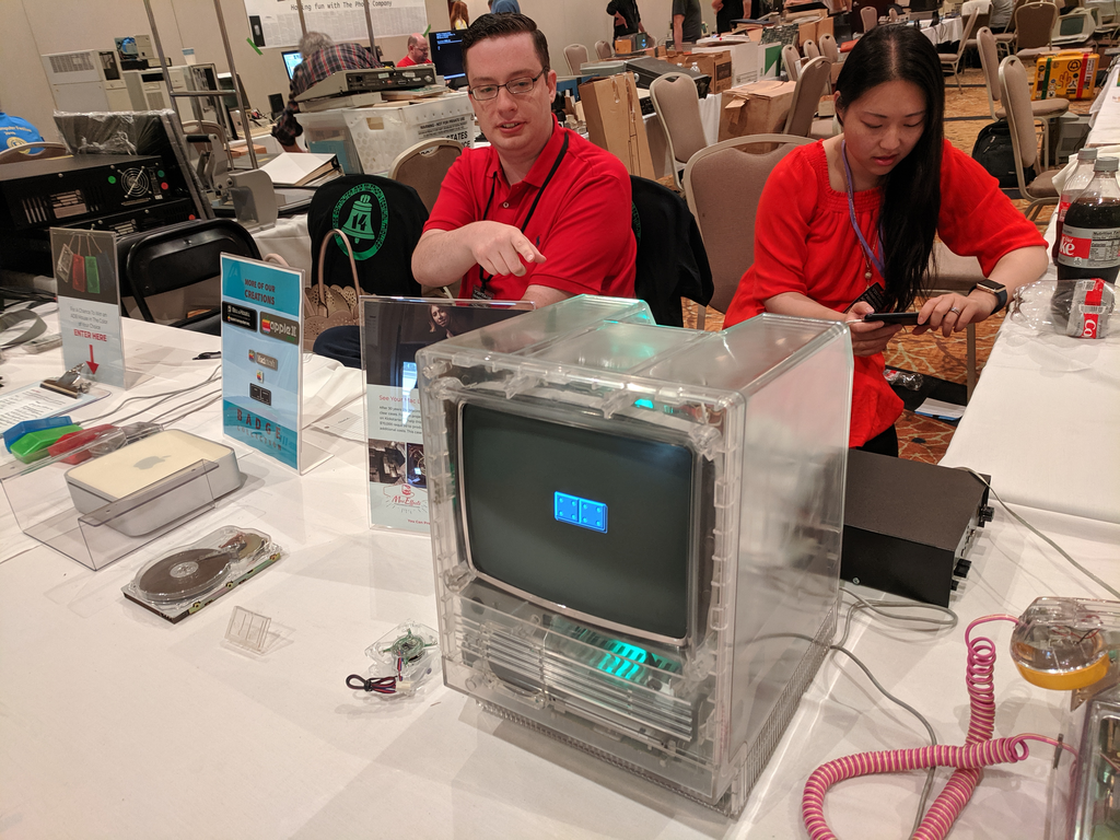 SE/30 in clear case