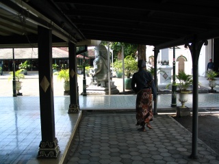 palace retainer